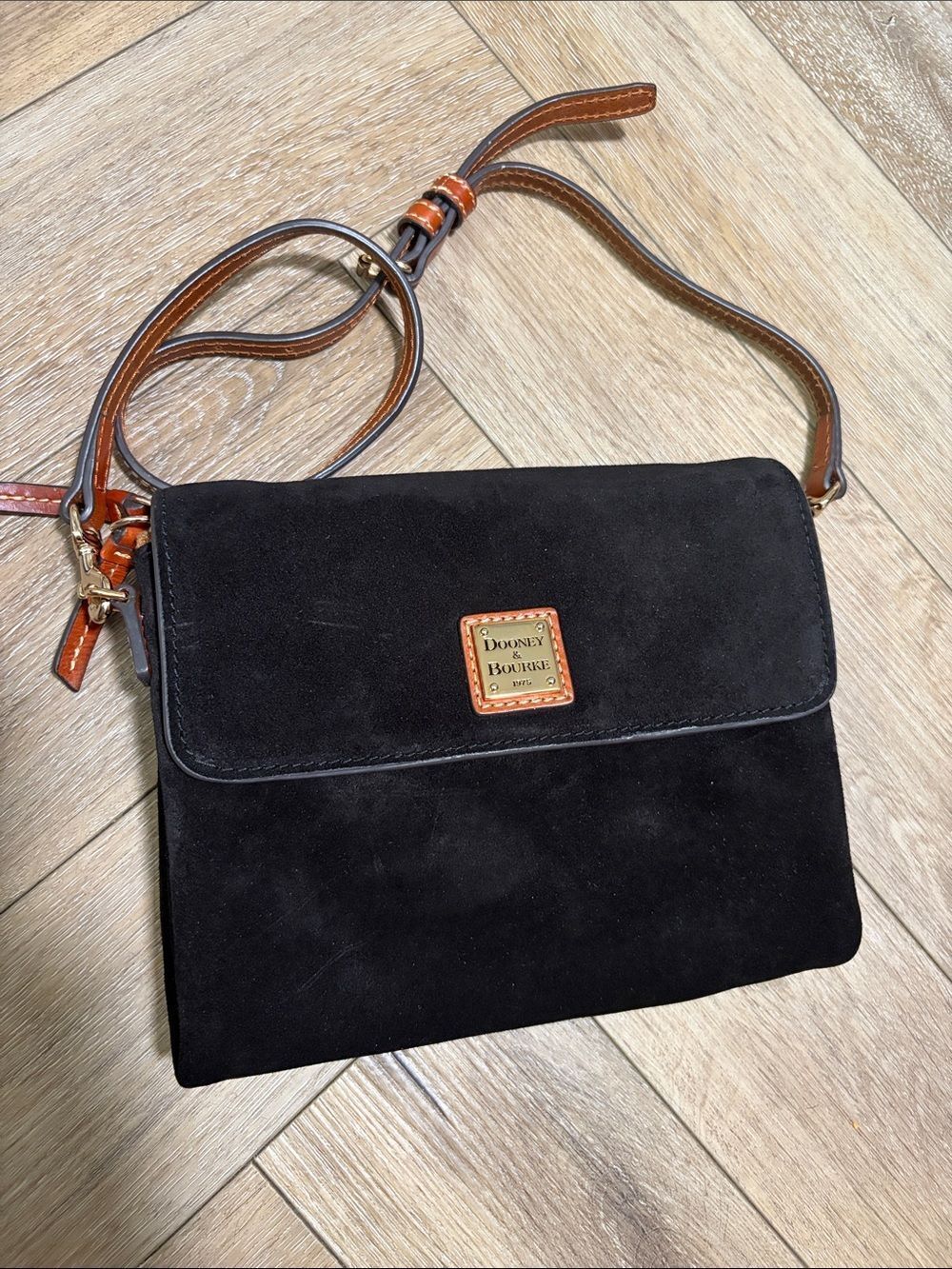 Dooney & Bourke Hunter Crossbody